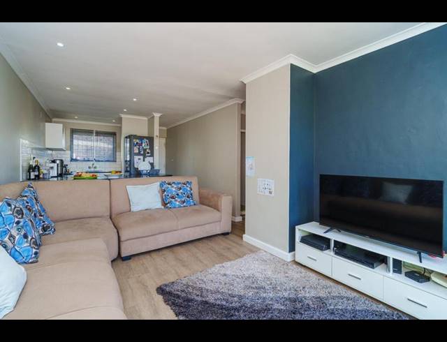 2 BEDROOM HOUSE FOR SALE IN DIEP RIVER